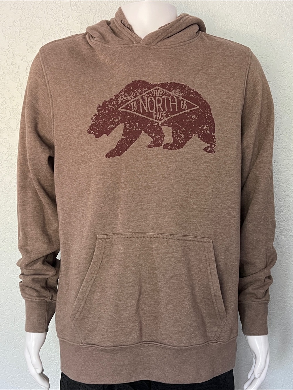 The North Face Men’s Large Brown Taupe Bear Graphic North 66 Pullover Hoodie